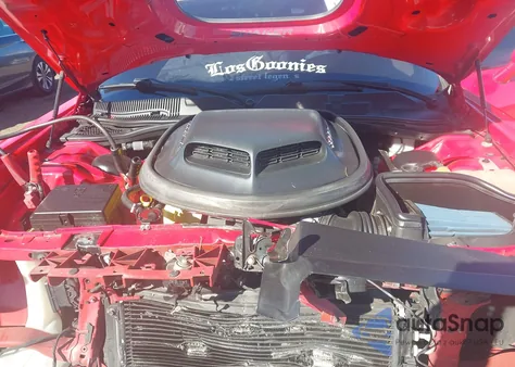 2016 Dodge Challenger 392 Hemi Scat Pack Shaker from USA, damaged, VIN 2C3CDZFJ0GH329927